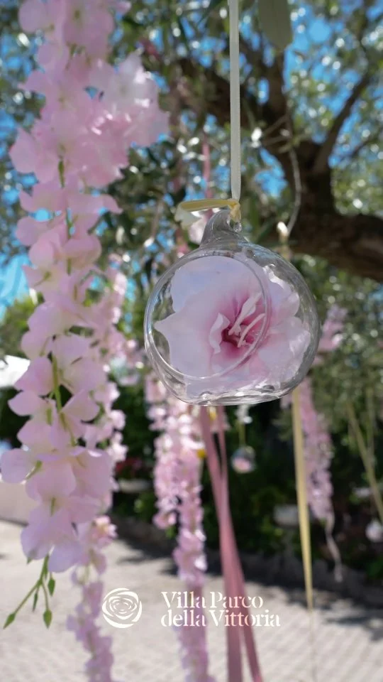 ✨Una giornata indimenticabile, tra sorrisi e allegria ☀️ avvolti dallo splendore del sole e dal raffinato allestimento💐...@cristinalenocidecors@khora_visual...#luxuryparty #festeprivateroma #villaeventi #villapanorama #weddingphotography #venue #partyvenue #exclusiveparty #locationeventi #villaparcodellavittoriaeventi #decor #party #eleganza #diciottesimo #luxury #torta #cake #cake #luxury #15 #decor #battesimo  #elegantparty #luxuryeventrome  #compleanno #villainromance  #allestimentieventi #blu #romaevents #villapereventi📍Via della Camilluccia, 64 - 00135 RomaPosizione centrale, vista unica, atmosfera incantevole ✨